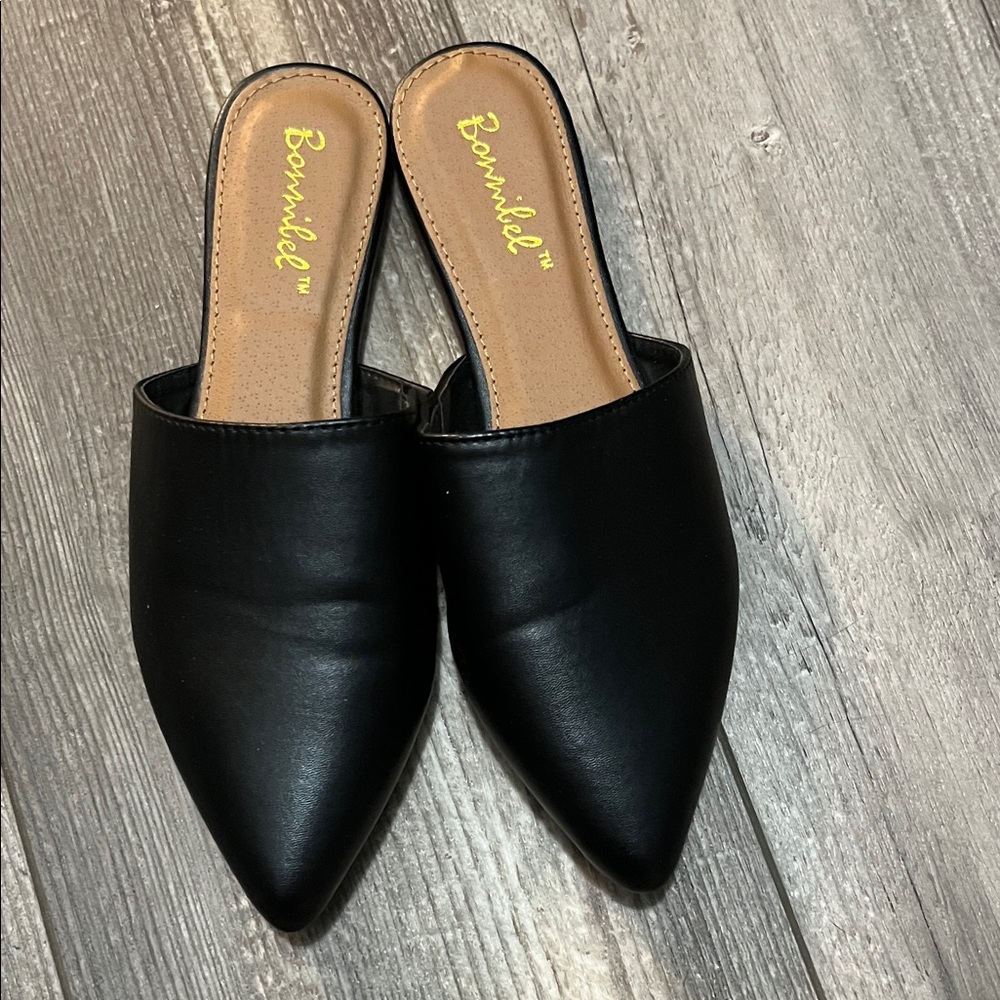 Bonnibel Black Pointed Backless Mules with Tan Insole